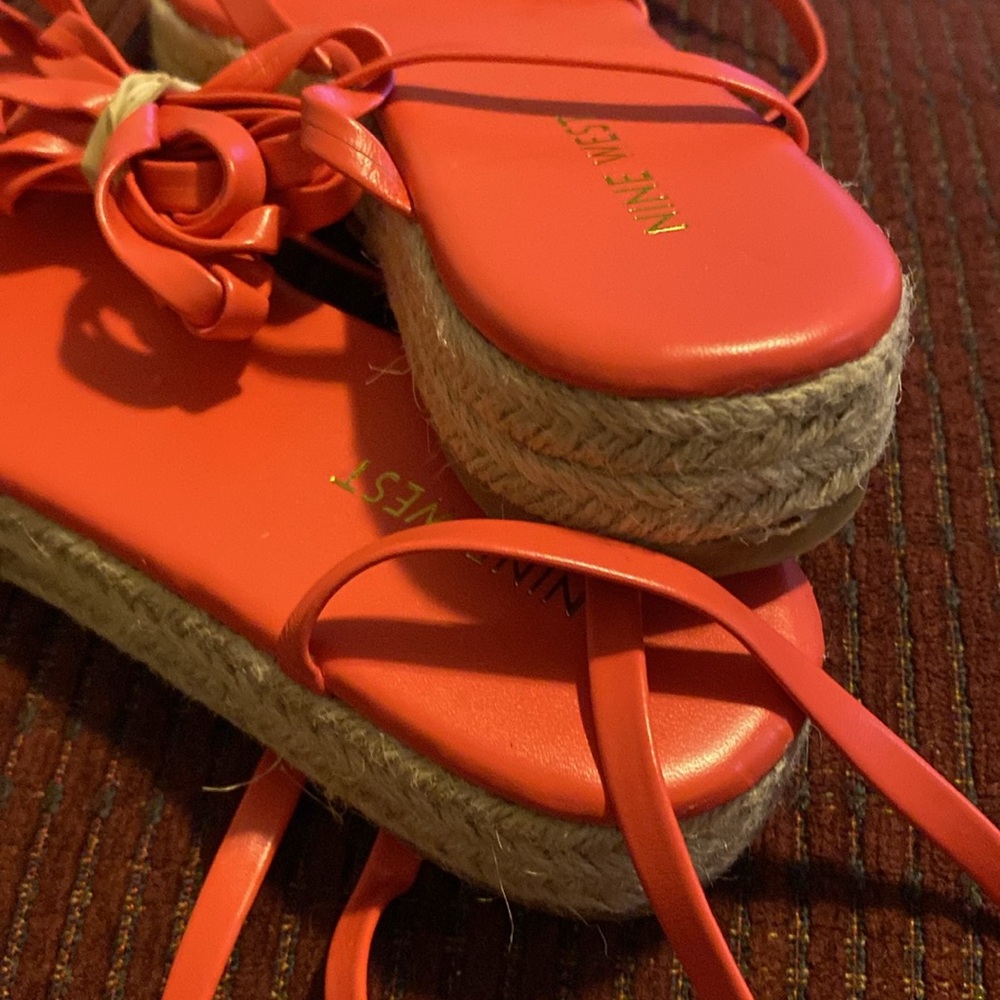 ***NWOT*** NINE WEST “MONEE 3” ESPADRILLE WEDGE SANDALS SIZE 9M - Picture 6 of 9